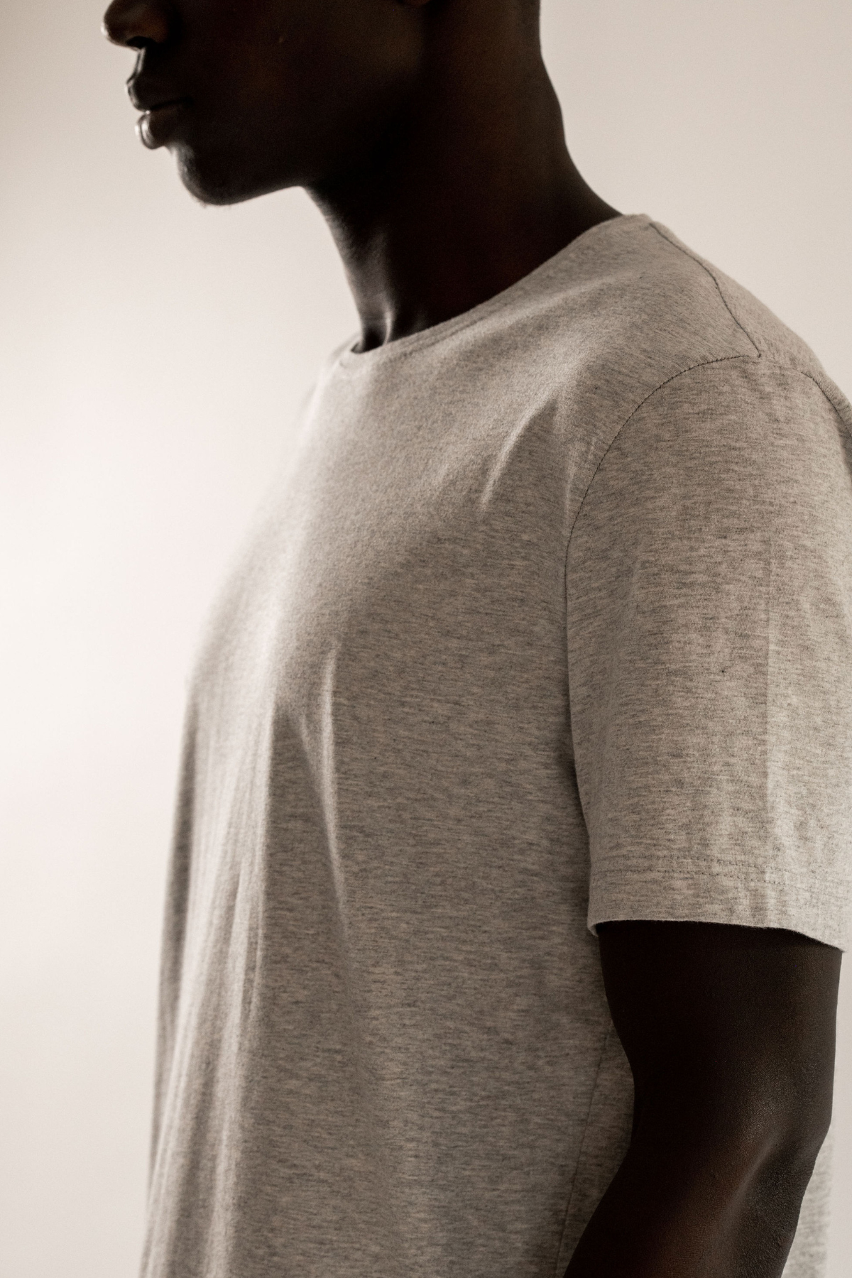 Mister Bladin Australian made organic cotton ethical sustainable mens t-shirts best rated fit longer homepage shirt MINIMAL clothes